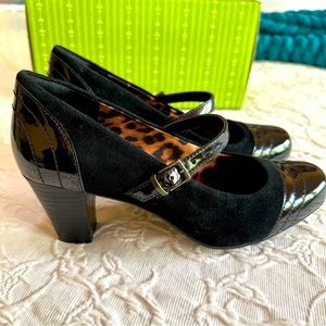 Clarks Ladies dress shoes, size 7.5M.  Mary Jane style.